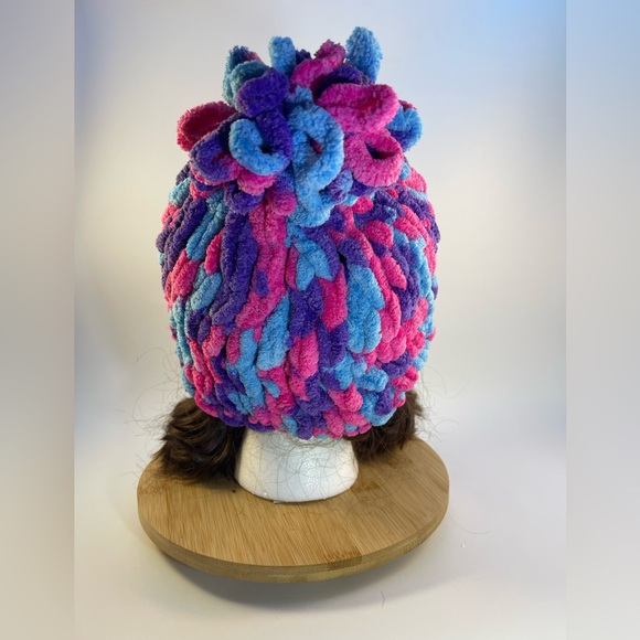 Handmade Kid’s Super Soft & Cozy Winter Hat With Loopy Pom-Pom- Pink/Purple/Blue - Picture 6 of 9